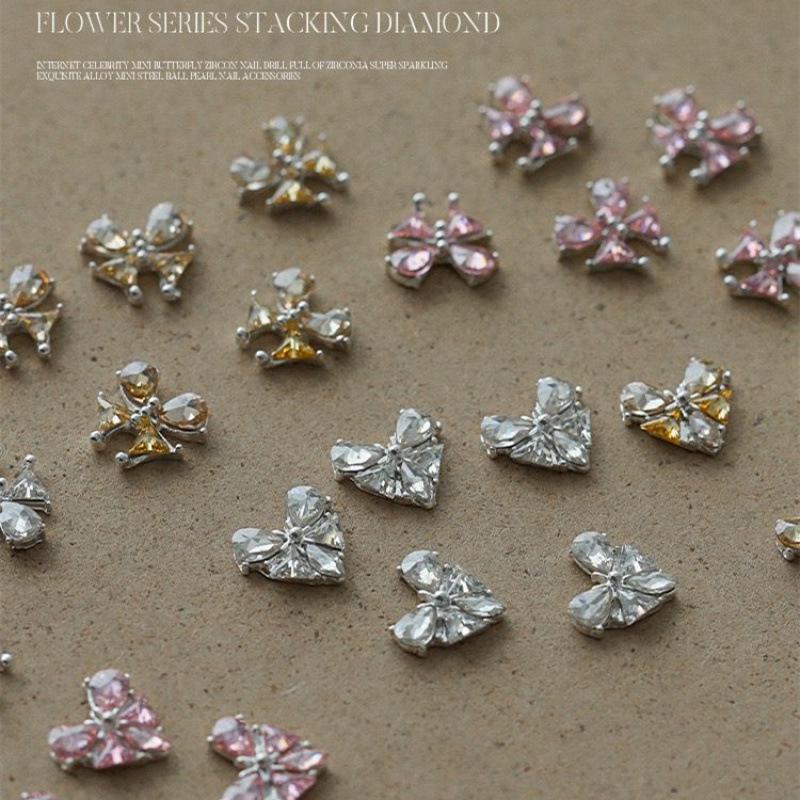 Fertige Maniküre Liebe: Glänzende Strass Schmetterling & Zirkon Nailart Dekorationen