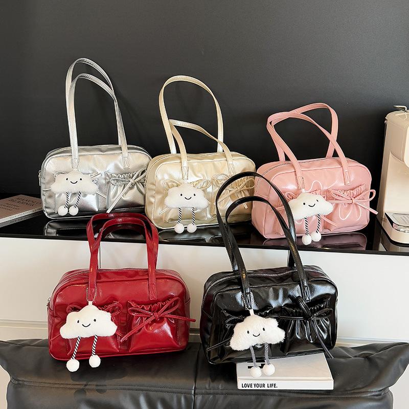 Fashion Faux Leather Shoulder Bag with Cute Cloud Charm Handbag, Bow Accent Multi Pocket Design, Casual Underarm Purse for Daily
