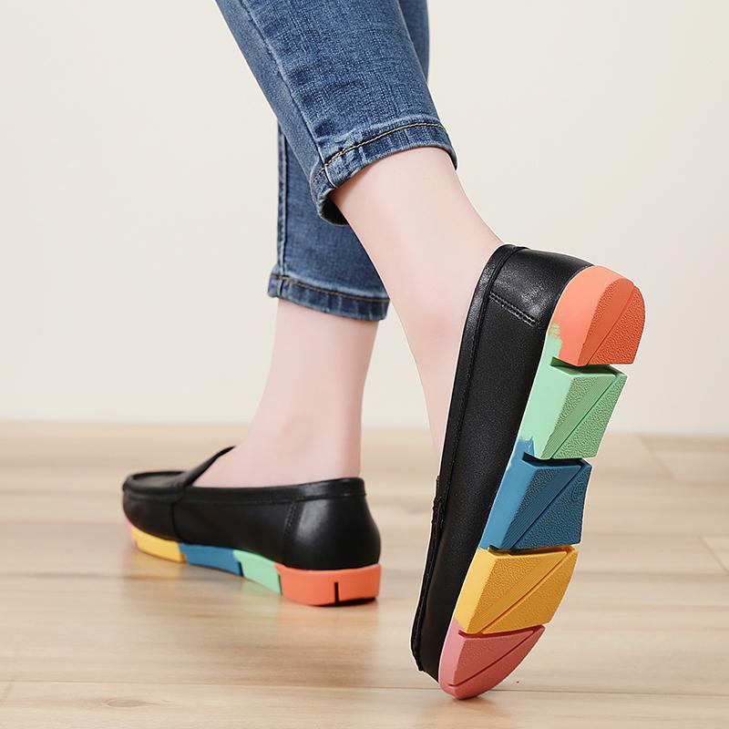 Women’s Moccasins Summer Loafers White Leather Driving Flats Casual Slip on Soft Nurse Shoes Black Walking Shoes