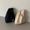 Bolsa Tote Pequena de Tricô - Bolsa de Mão Versátil para o Trabalho
