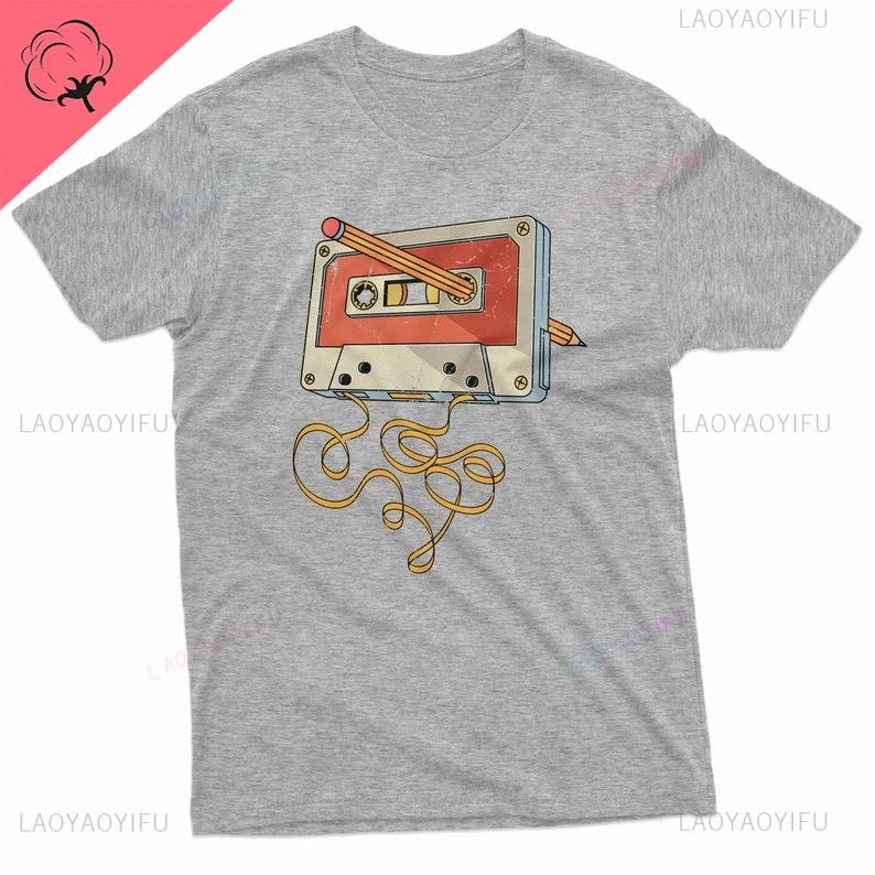 Men's Vintage Cassette Tape with Pencil T-shirt 80s 90s Born Nostalgic Birthday Gift Christmas Funny Tee Summer Summer Clothing