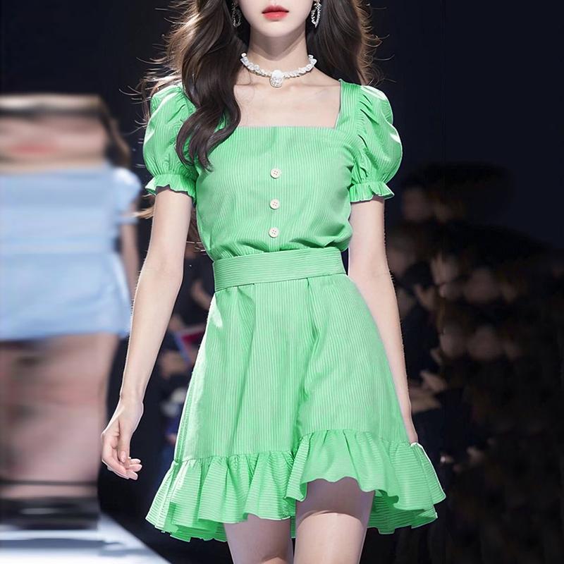 

VONDA Летнее женское повседневное плиссированное платье в полоску с квадратным воротником и рукавами-фонариками 3XL зелёный