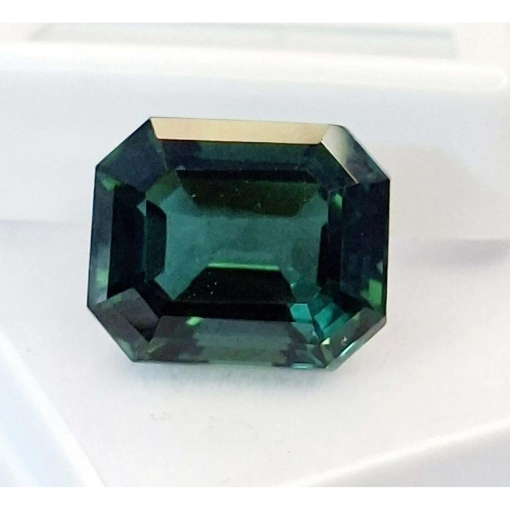 10-12 Ct Natural Green Sapphire Emerald Cut Fabulous Certified Loose Gemstone