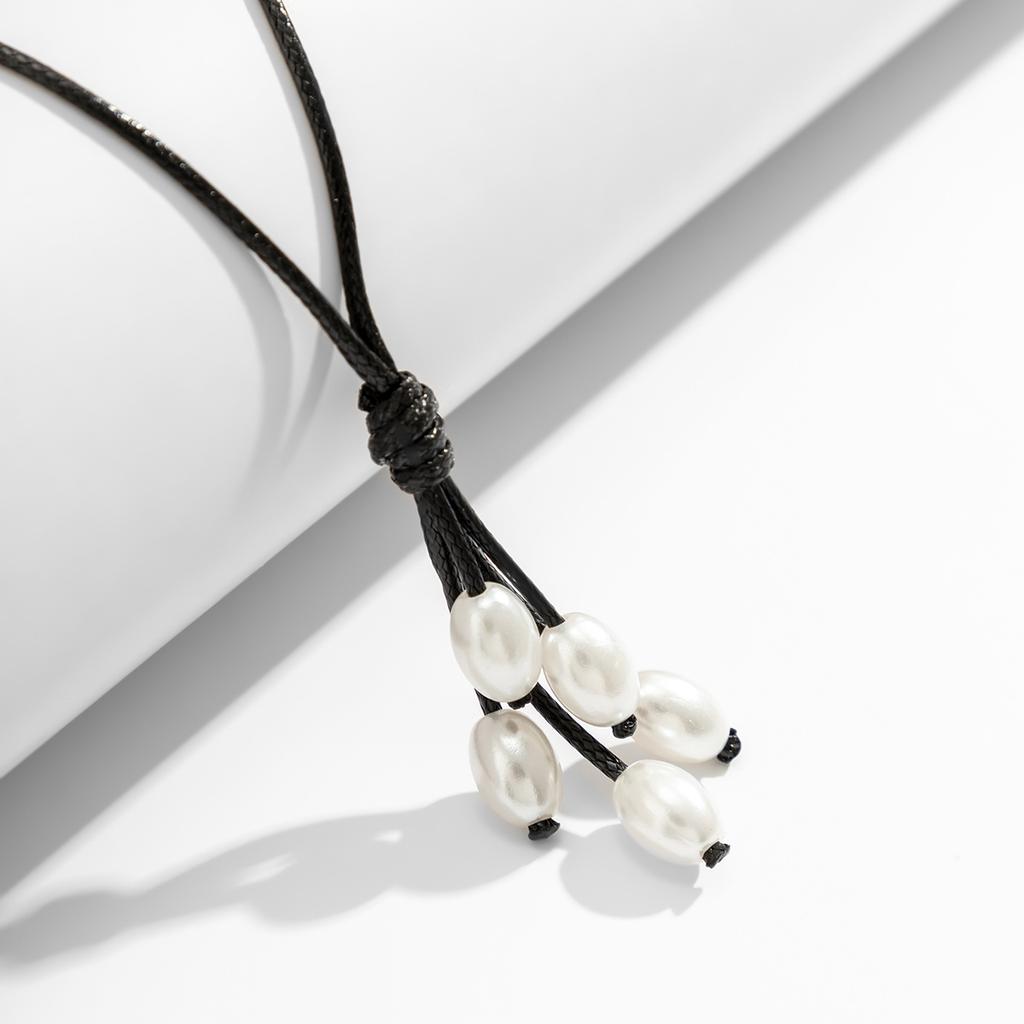 Simple Wax Line Geometric Necklace, Temperament Rice-Shaped Imitation Pearl Fringed Pendant Necklace Women