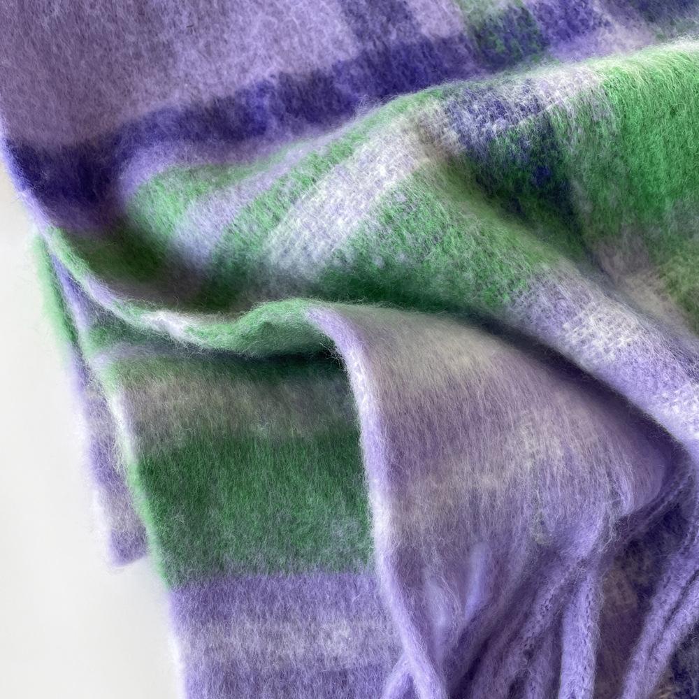 Classic Striped Plaid Seahorse Hair Scarf Women's Winter Warm Advanced Sense Rubbing Beard Long Fringed Scarf