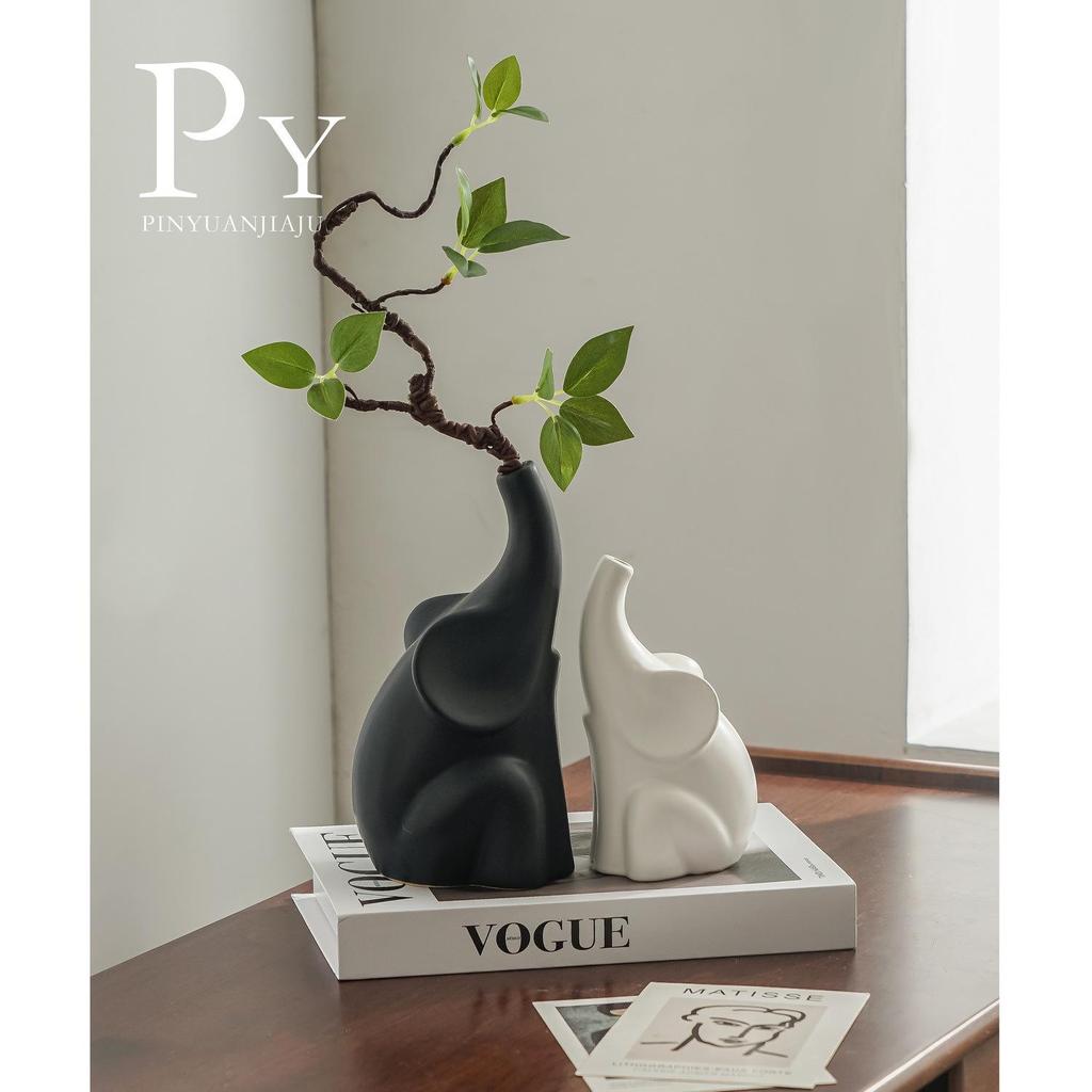 Nordic Modern Elephant Vase - Ceramic Ornament for Living Room, Sideboard, or Entrance Hall Display. A Perfect Housewarming Gift.