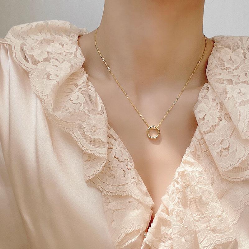 Light Luxury Niche Design Sense Circle Necklace High Sense Collarbone Chain Cold Wind Accessories