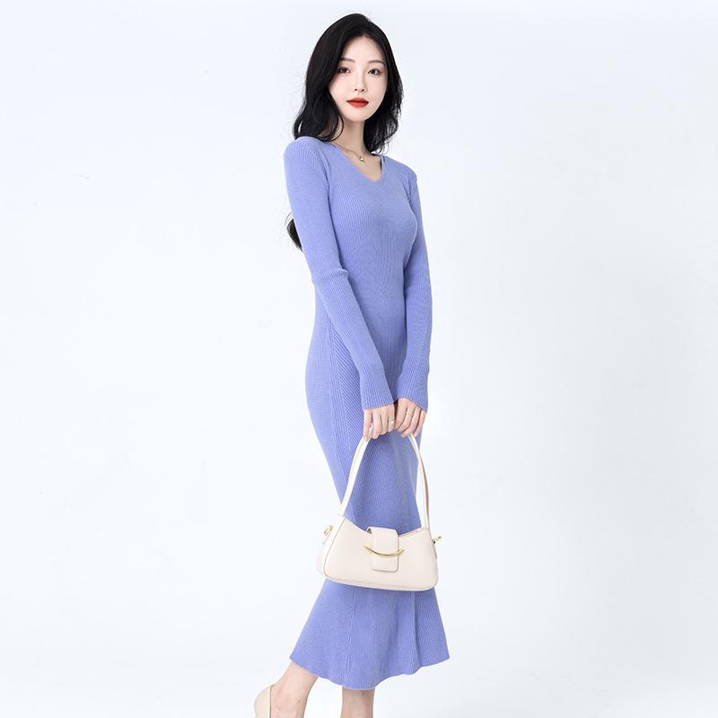 Temperament Gentle Knitted Dress for Women Slim Inner Tight Bottoming Sweater Skirt Fall Winter 2025 Elegant Women's Knit Dress Trendsetting Outfits
