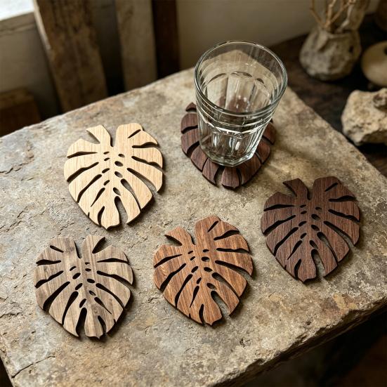 5Pcs Tropical Leaf Coasters Wooden Drink Mats for Kitchen Bar Table Protection Monstera Shape Heat-Resistant Mat Rustic Home Decor Holiday Party