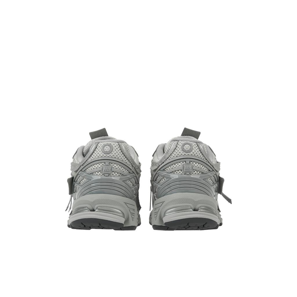 New Balance 1906A Concrete Silver Metallic Unisex Sneakers Grau Brighton-Grau M1906AG