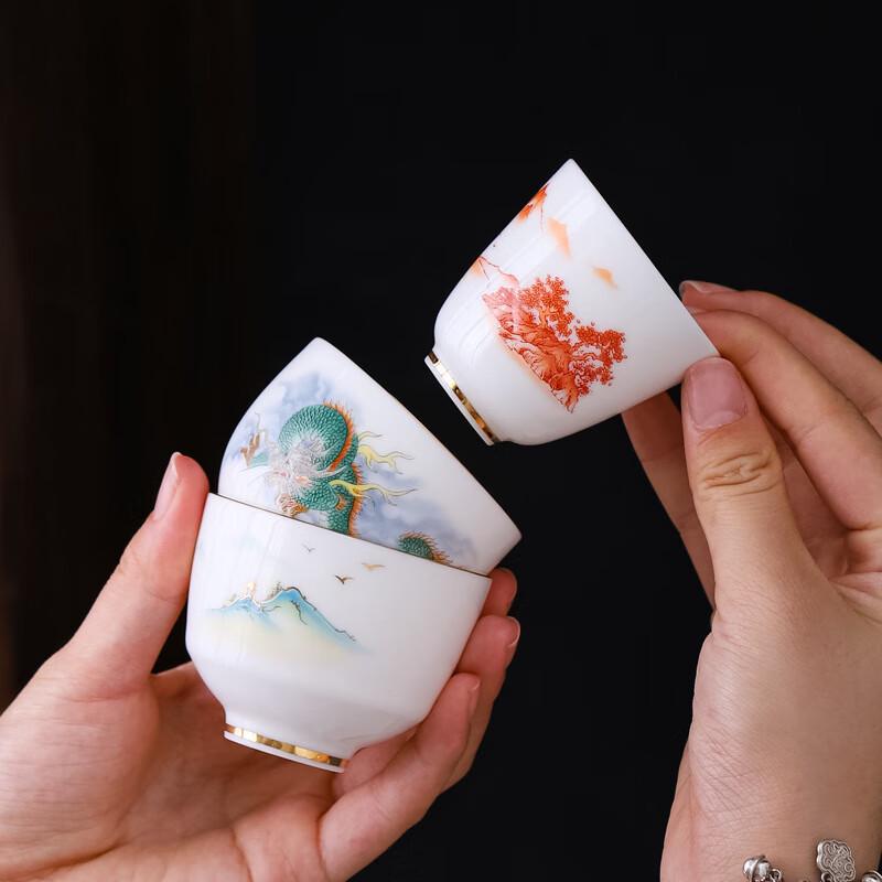 ZISIZ Green Landscape Mutton-Fat Jade High-Foot Tea Cups, Set of 2
