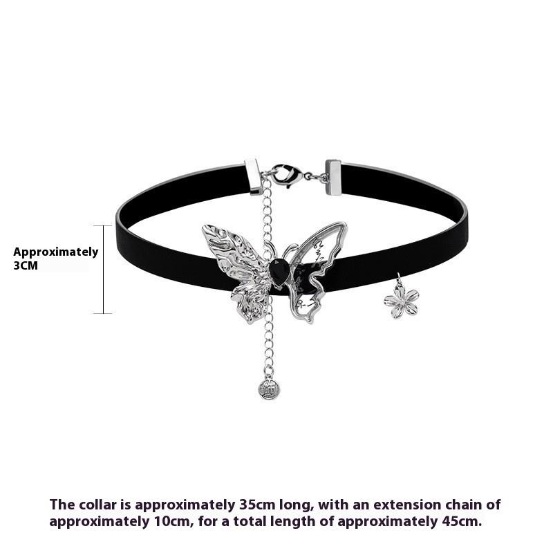 Black Butterfly Collar Women's Versatile Niche High-end Light Luxury Necklace Hip-hop Babes Personalized Pearl Necklace