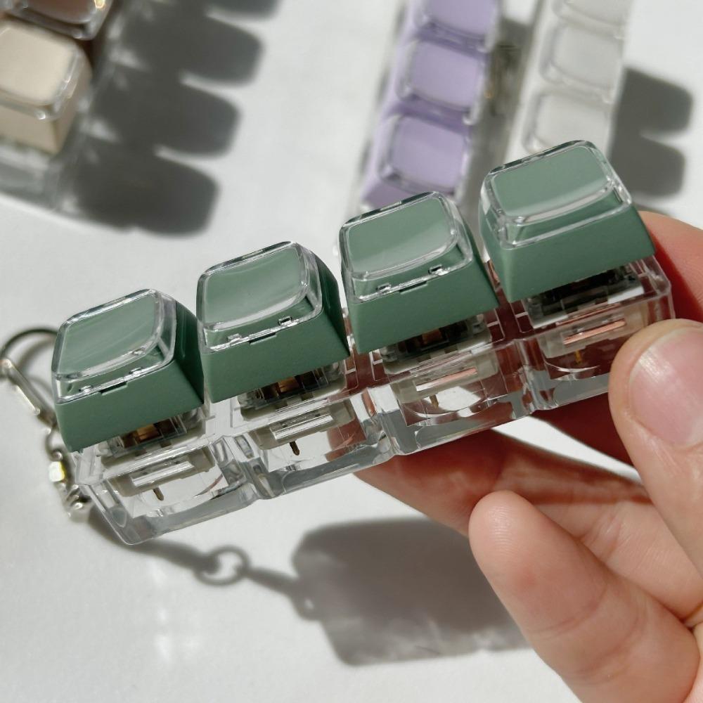 

4 Keys Finger Keyboard Caps DIY Keyboard Pinch Toy Relaxing Fidget Keychain Adult зелёный