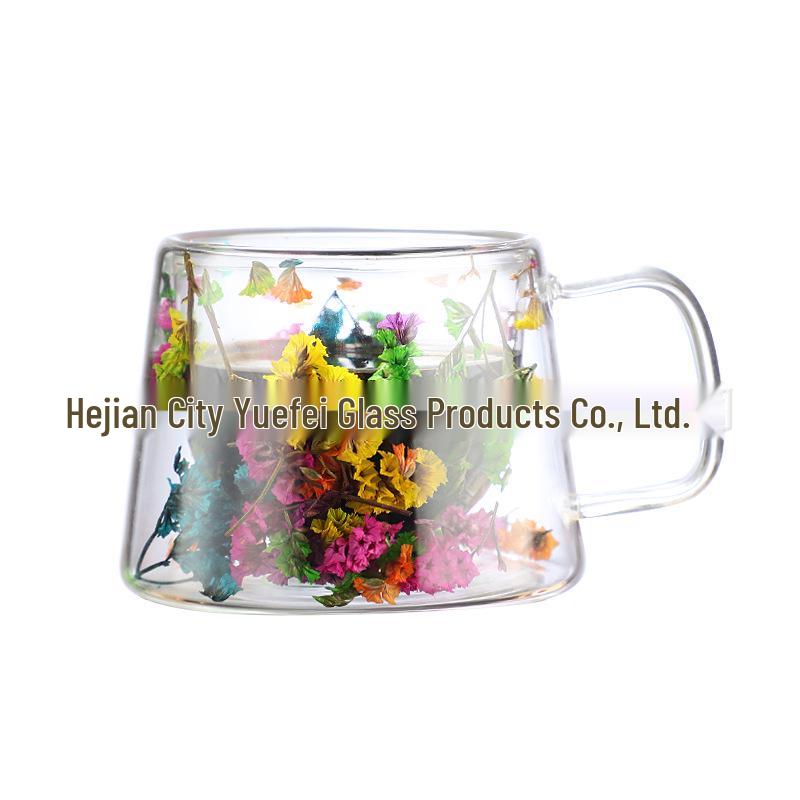 Elegant Double-Layer Glass Cup with Real Flower Design - Perfect for Coffee or Water, Made from High-Quality Borosilicate.