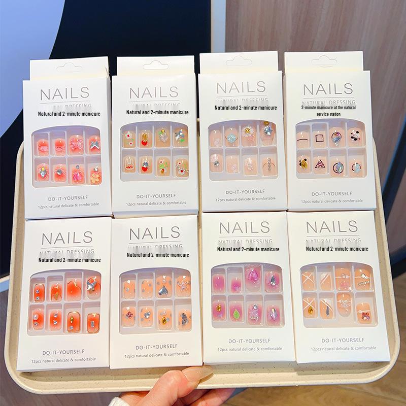 

Trending Douyin Influencer Style Handmade Removable Fake Nail Art Pieces