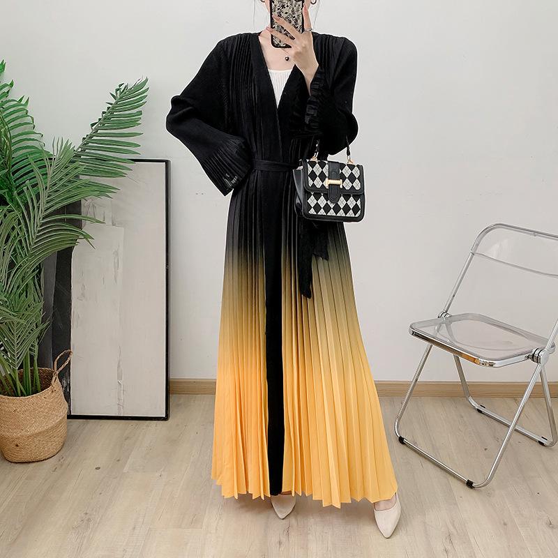 Gradient Color Handmade Pleated Long Sleeve Outerwear - 2024 Spring/Autumn Women's Slimming Robe