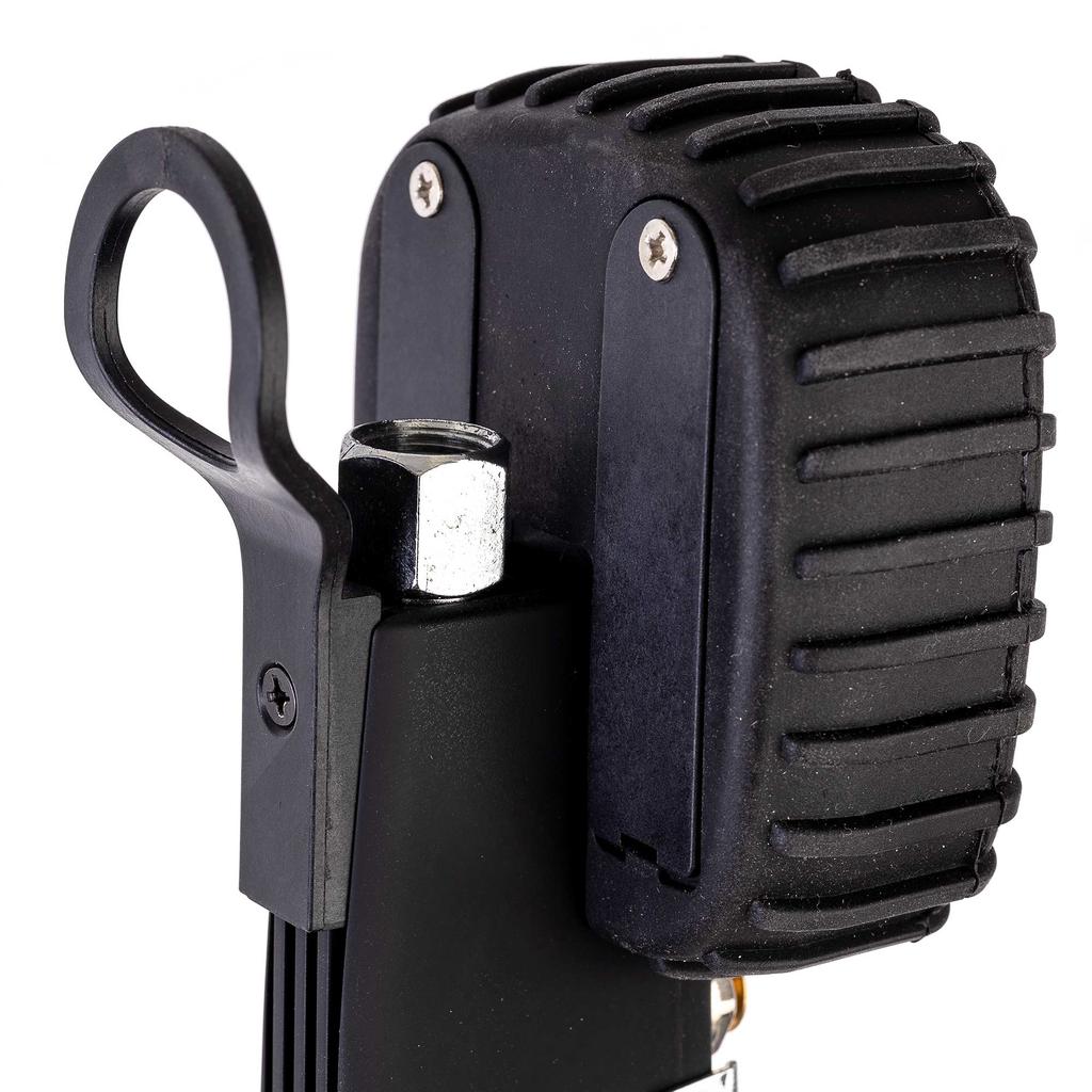 TIRE INFLATOR GUN WITH DIGITAL MANOMETER