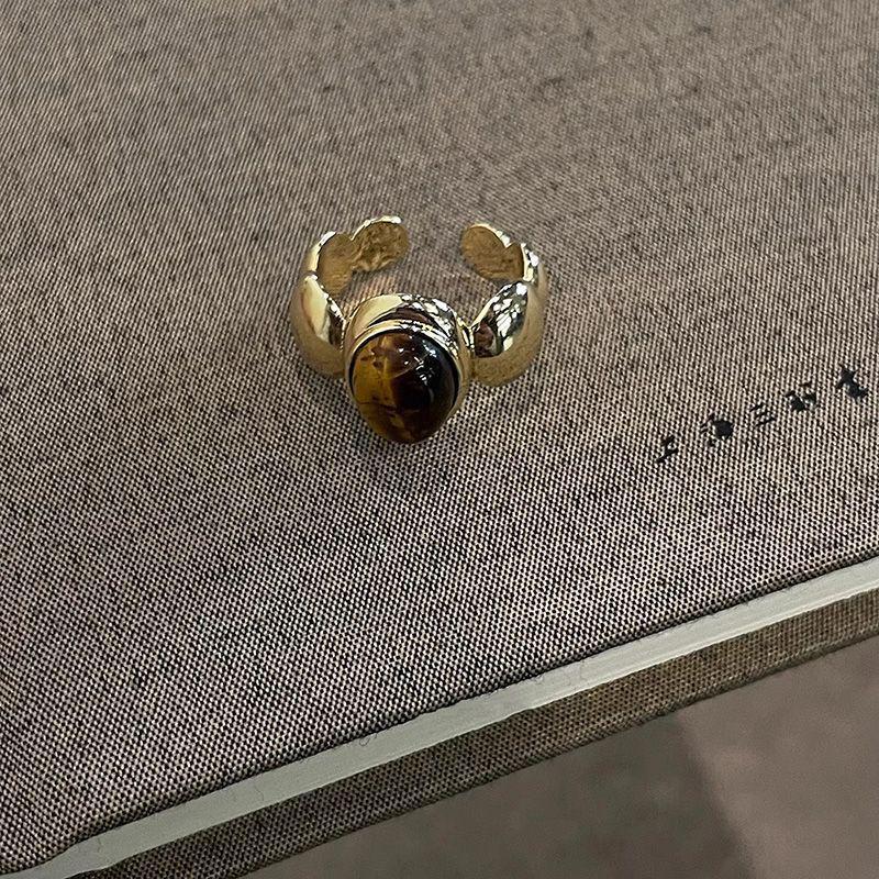 Elegant Twisted Heart Ring - Simple Women s Light Luxury Design Adjustable