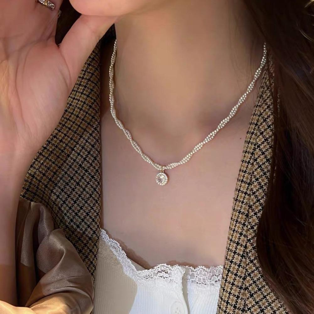 Shijia Pearl Necklace Women's Niche Light Luxury Design High-end Temperament Collarbone Chain Neck Chain Sweater Chain Bead Chain