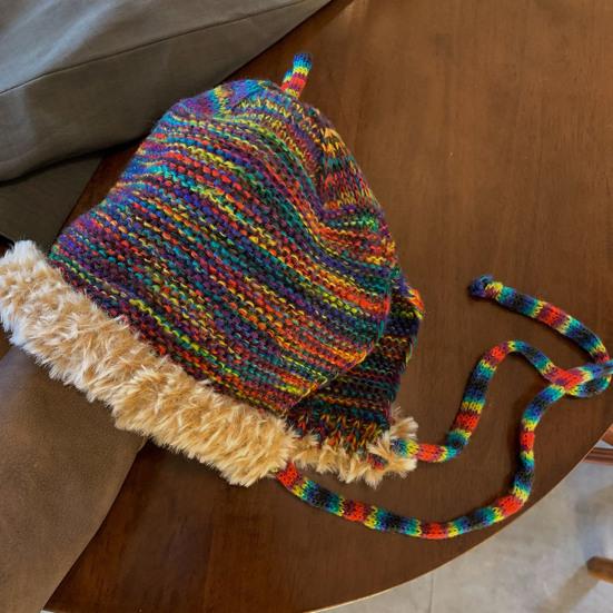 Gemütliche Wintermütze aus Plüsch, Regenbogen-Design, warm, winddicht, perfekte Passform, verdickte Strickmütze für Damen-Accessoires