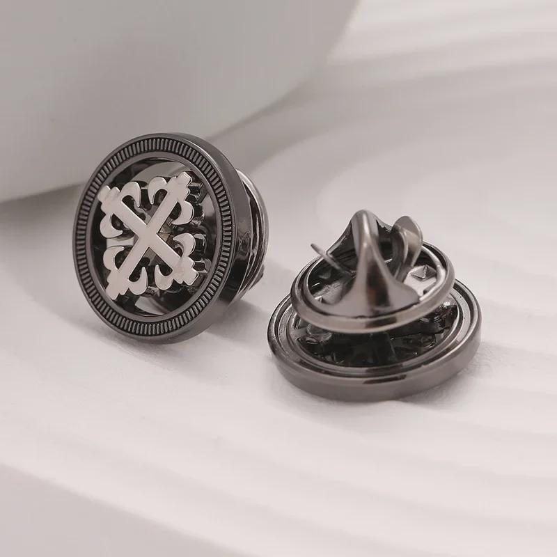 Men's Korean Style Metal Brooch - Atmospheric Pin for Suits, Shirts, and Dress Accessories