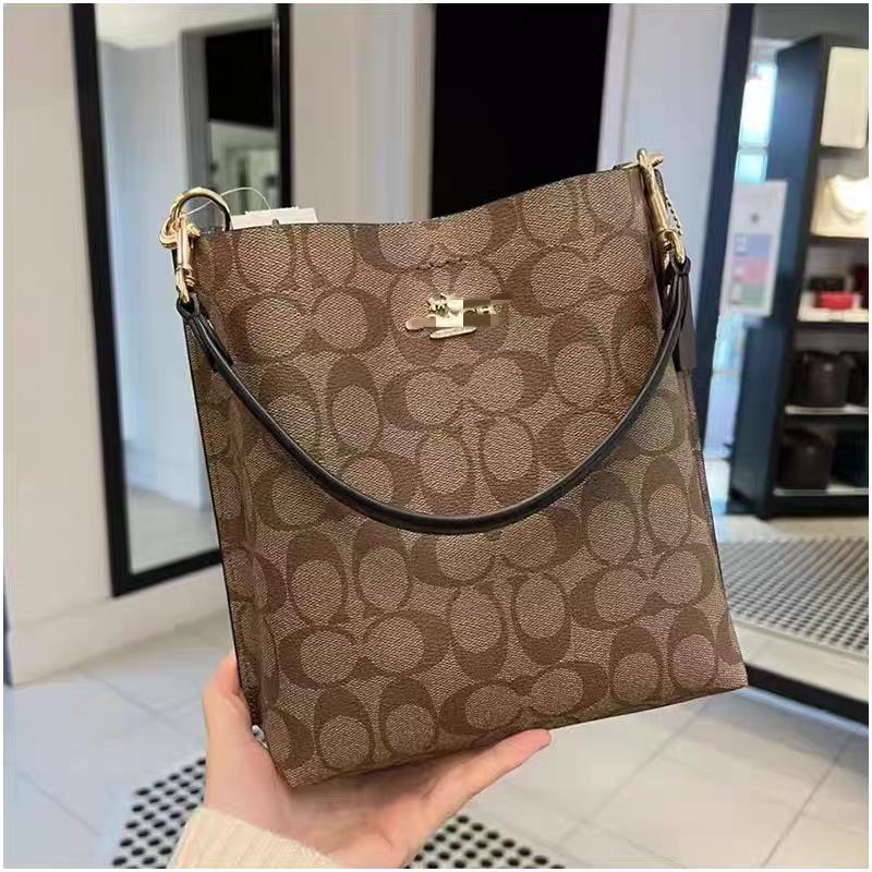 

Женская сумка-ведро через плечо Coach Mollie Classic Monogram большой вместимости 21.6 x 10.4 x 20.2 cm