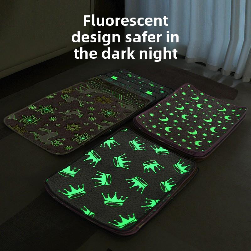 Winter Pet Urine Pad Breathable and Absorbent Dog Urine Pad Machine Washable Non-slip Urine Pad Training Urine Pad Luminous Mat