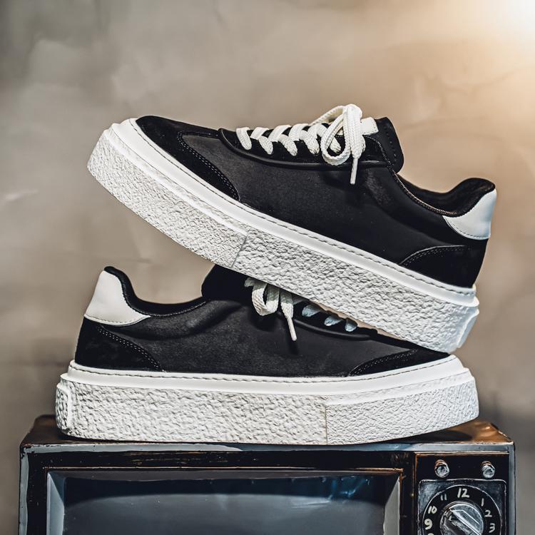 Men's Fashion Casual Low Top Skateboarding Shoes Boys Comfortable Sneakers Male Students Trending Soft Sole Classic Breathable Gym Non-slip