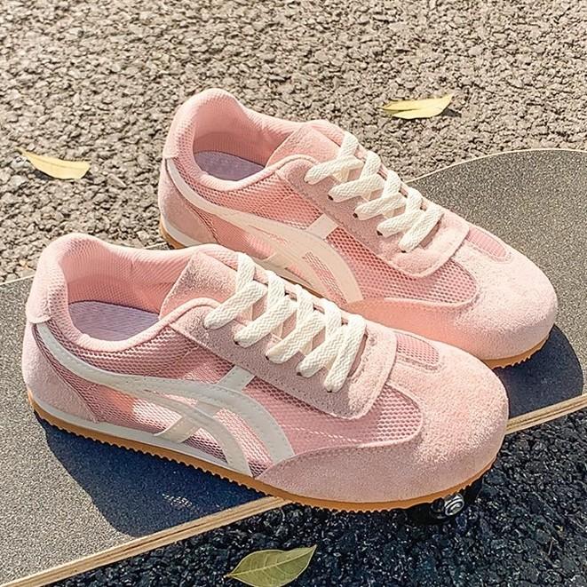 

Mesh breathable German training shoes women s 2025 summer new soft-soled lightweight and versatile Forrest Gump shoes flat casual sports shoes 35 розовый