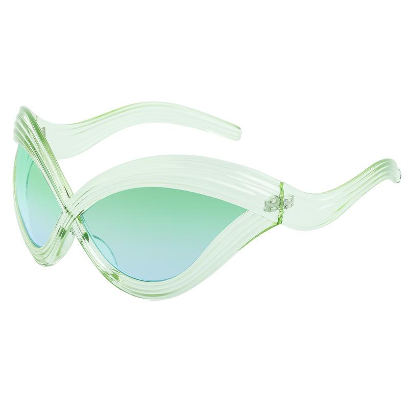 YK millennial cat eye sunglasses women's European Milan catwalk sunglasses women's ball trendy glasses