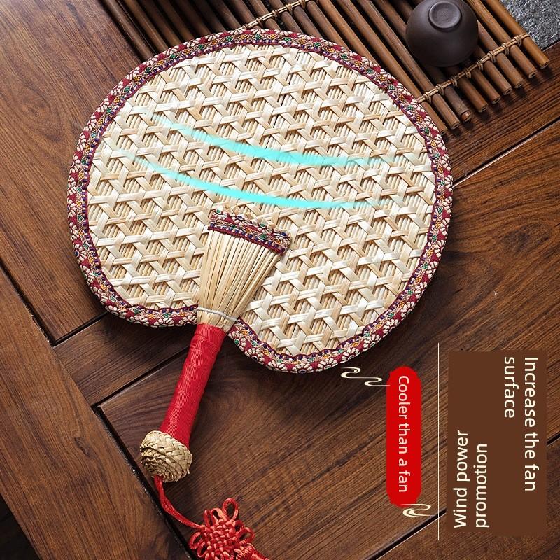 Portable Mosquito-Repellent Straw Fan for Summer, Children's and Baby's Chinese-Style Handmade Woven Large Palm Leaf Fan