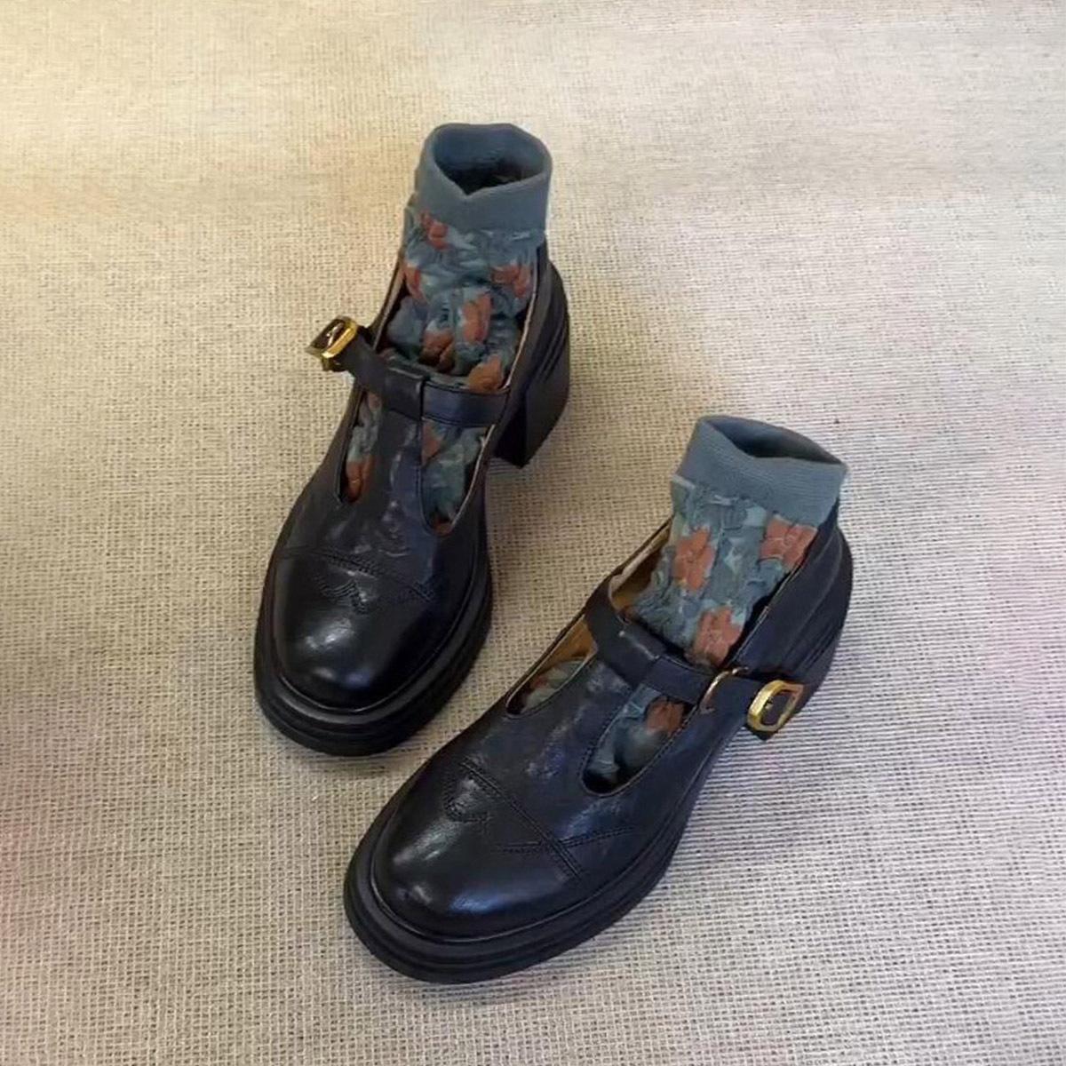 

Soft leather version~ platform thick heel British style retro small leather shoes women s loafers casual round head single shoes Mary Jane shoes 35