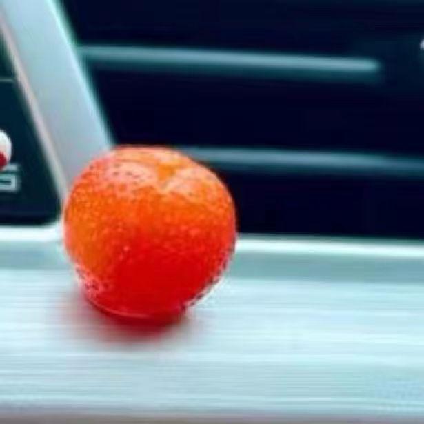 

Милый автомобильный талисман «Кот удачи»: Электрическое оформление интерьера