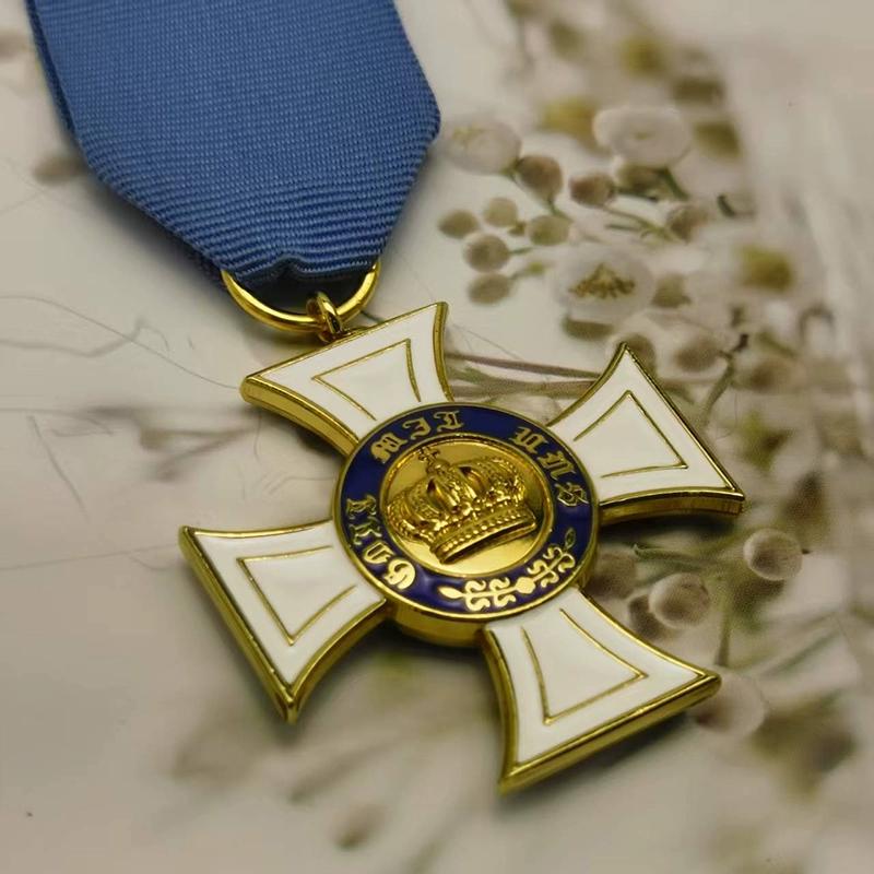 Replika Pruského korunního kříže Rytířský Hohenzollernský královský rod/Řád královského řádu, odznak