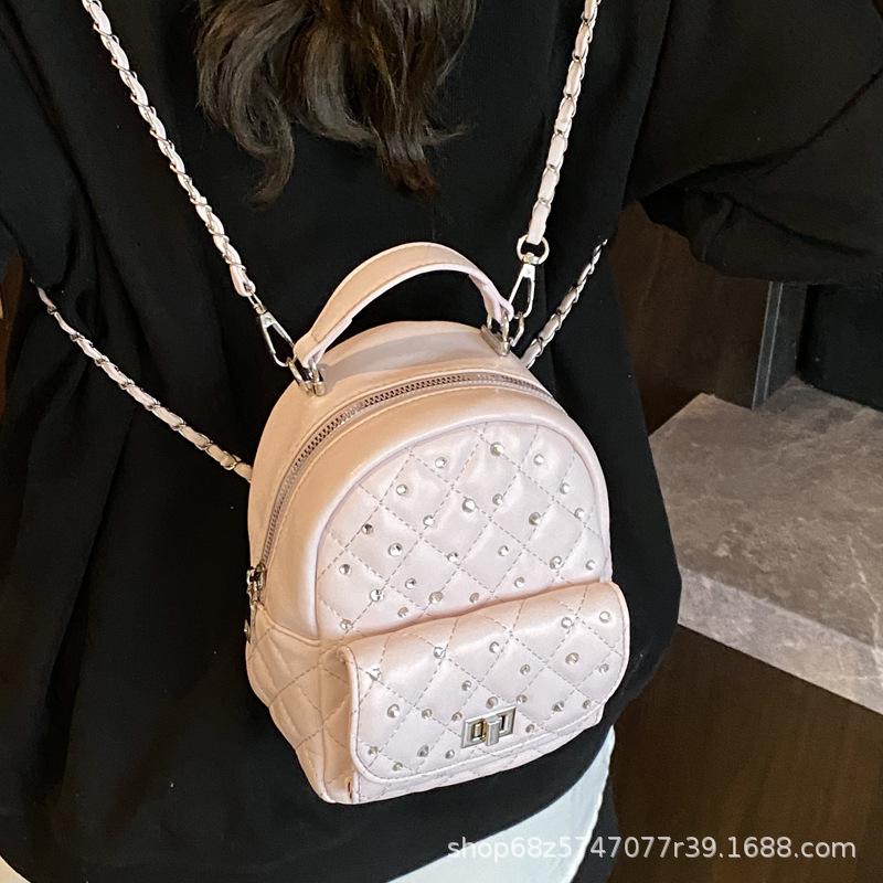 Xiaoxiangfeng backpack female 2025 new trendy fashion Korean backpack chain messenger bag travel small backpack female