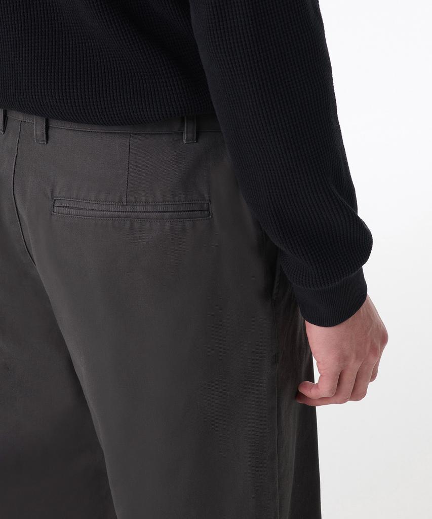 MUSINSA STANDARD Regular Fit Hidden Elastic Waist Chino Pants [Dark Gray]
