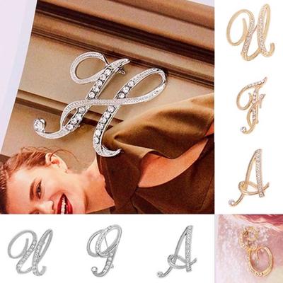 26 Kristall-Brosche mit englischen Buchstaben, Anstecknadel für Paare, Erinnerungsschmuck, Liebesgeschenke