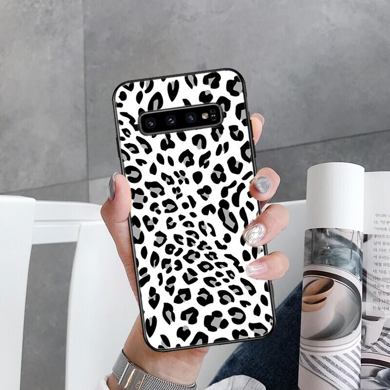 Cow zebra Leopard Polk Dot Black White Phone Case for Samsung Galaxy S22 S20 Ultra S20 S22 Plus S21 S10 S9 S8 Plus S10E S20 FE