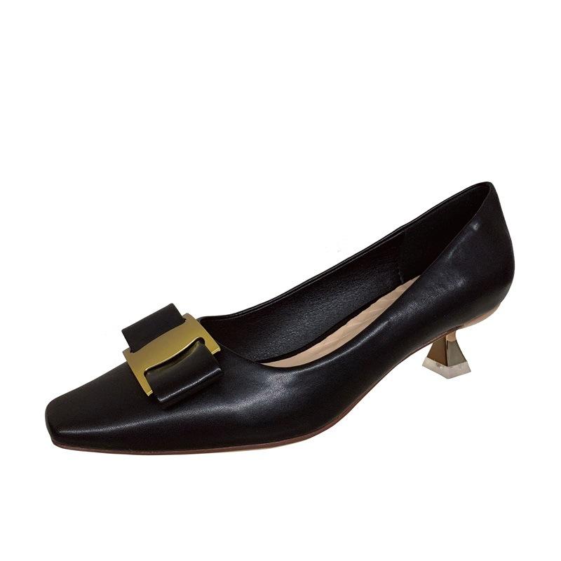 

Spring and summer 2025 new square head high heels retro belt buckle single shoes wine glass and light mouth British style women s shoes 35 чёрный