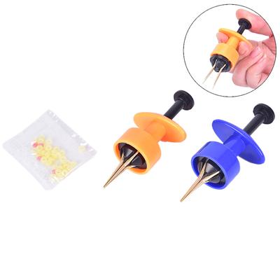 1Pcs Red Worm Clip Bait Earthworm Clip Fishing Tool Worm Hook Clip