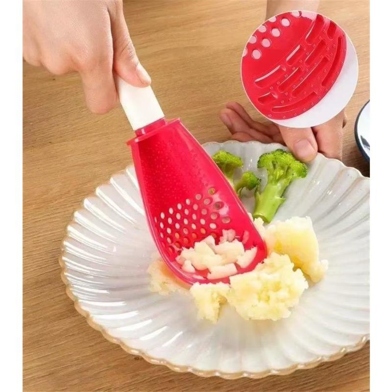 Kitchen Making Tools Multifunctional Cooking Spoon Heat-resistant Hanging Hole Potato Garlic Press Colander Accessories Supplies