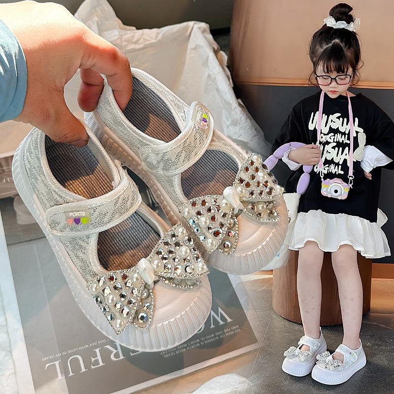 Girls' Hollowed-out Fabric shoes2026Spring and Summer Rhinestone Pearl Bow Cute Single Shoes for Children, College Style Casual Shoes