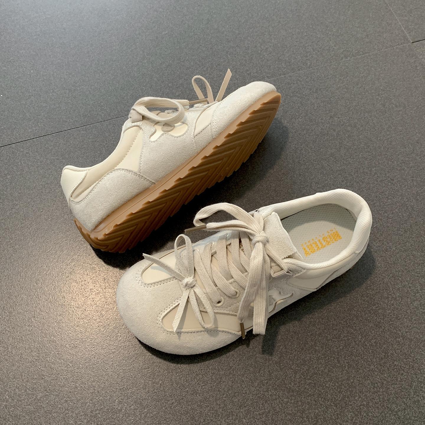 

White retro versatile inner height-increasing ballet training shoes women s 2025 new summer flat casual Forrest Gump sports shoes 35 бежевый