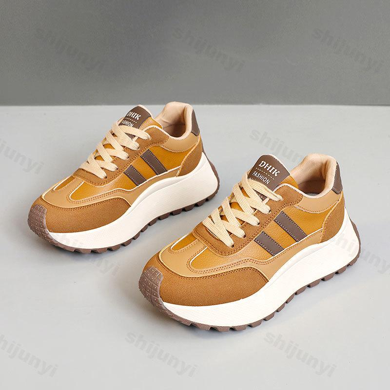 Autumn 2026 Women's Casual Sports Shoes Comfortable Anti Slip Outdoor Vulcanized Shoes Retro Fashion Platform Zapatos Mujer