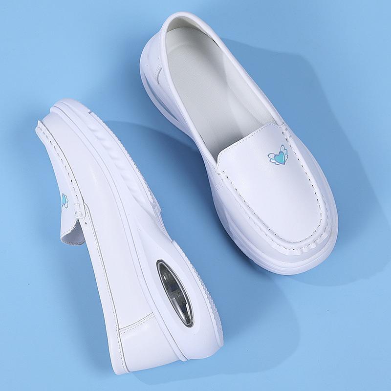 Spot nurse shoes women's summer breathable soft soles are not tired feet thick soles student medical work shoes