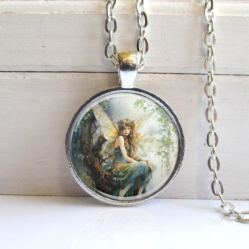 Retro Antique Bronze Plated Round Forest Fairy Elf Glass Dome Pendant Necklace For Women Girls Jewelry