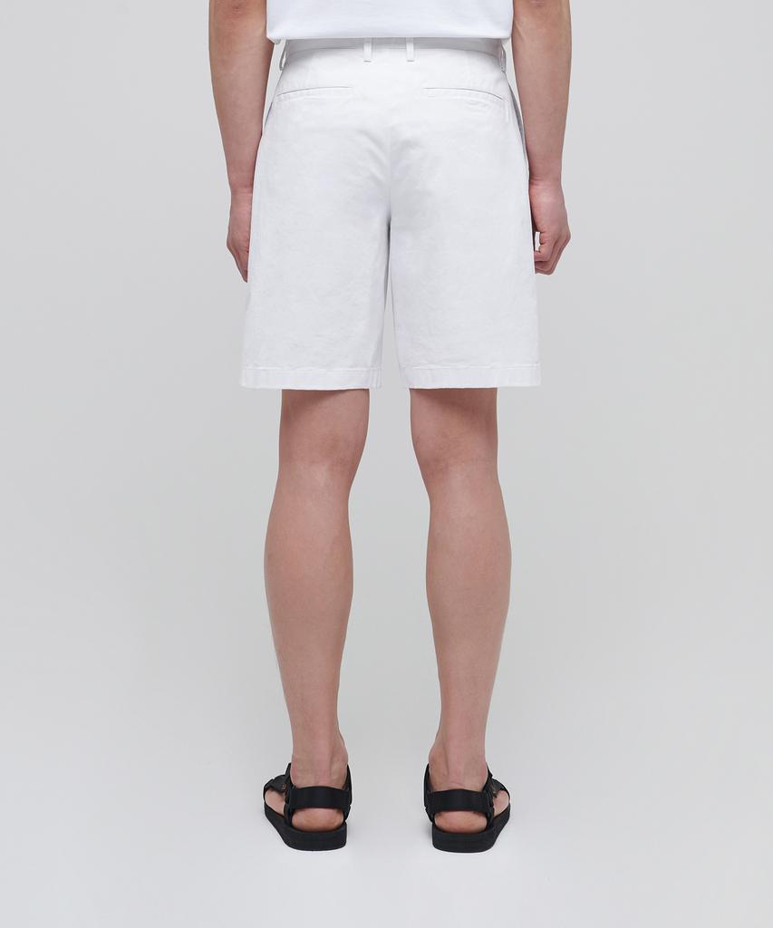 MUSINSA STANDARD Wide Fit Chino Shorts [White]