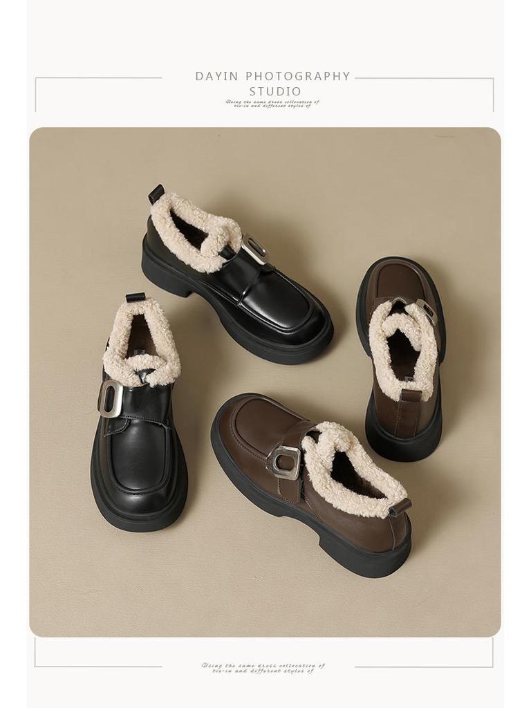 Velvet Thick-Soled Women's Loafers: Retro Black Slip-On, Thick-Heeled, Warm Winter Cotton Shoes