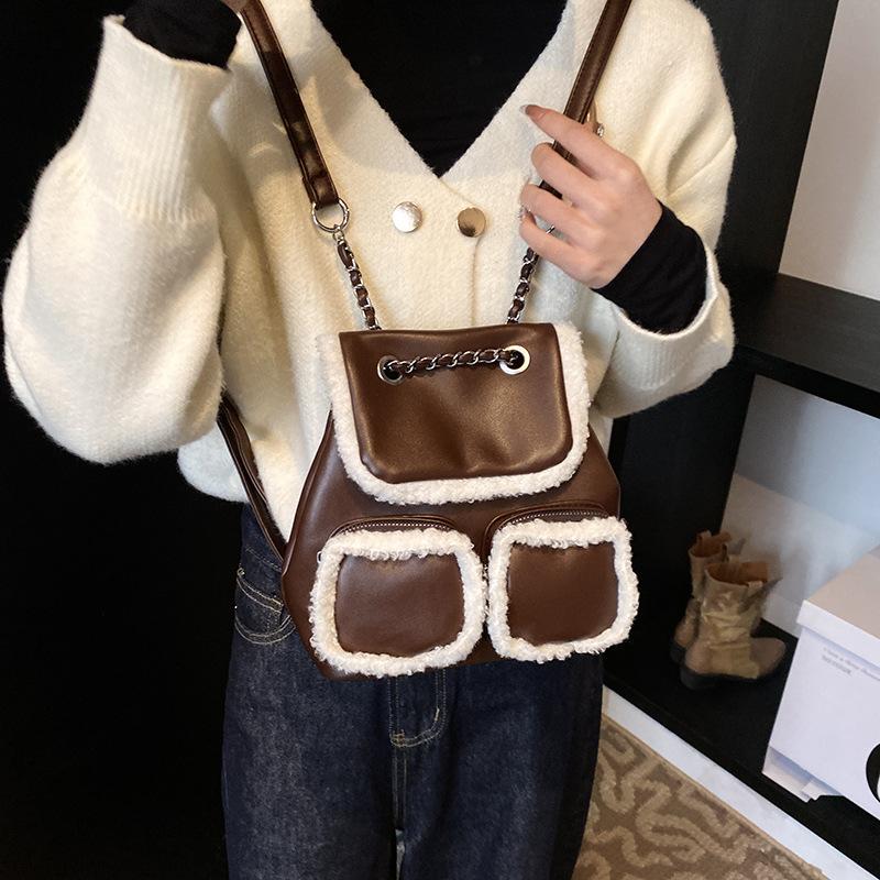 

Рюкзак из мягкой плюшевой кожи в студенческом стиле, женская пушистая ручная сумка, модный высококачественный ретро-рюкзак через плечо темно-коричневого