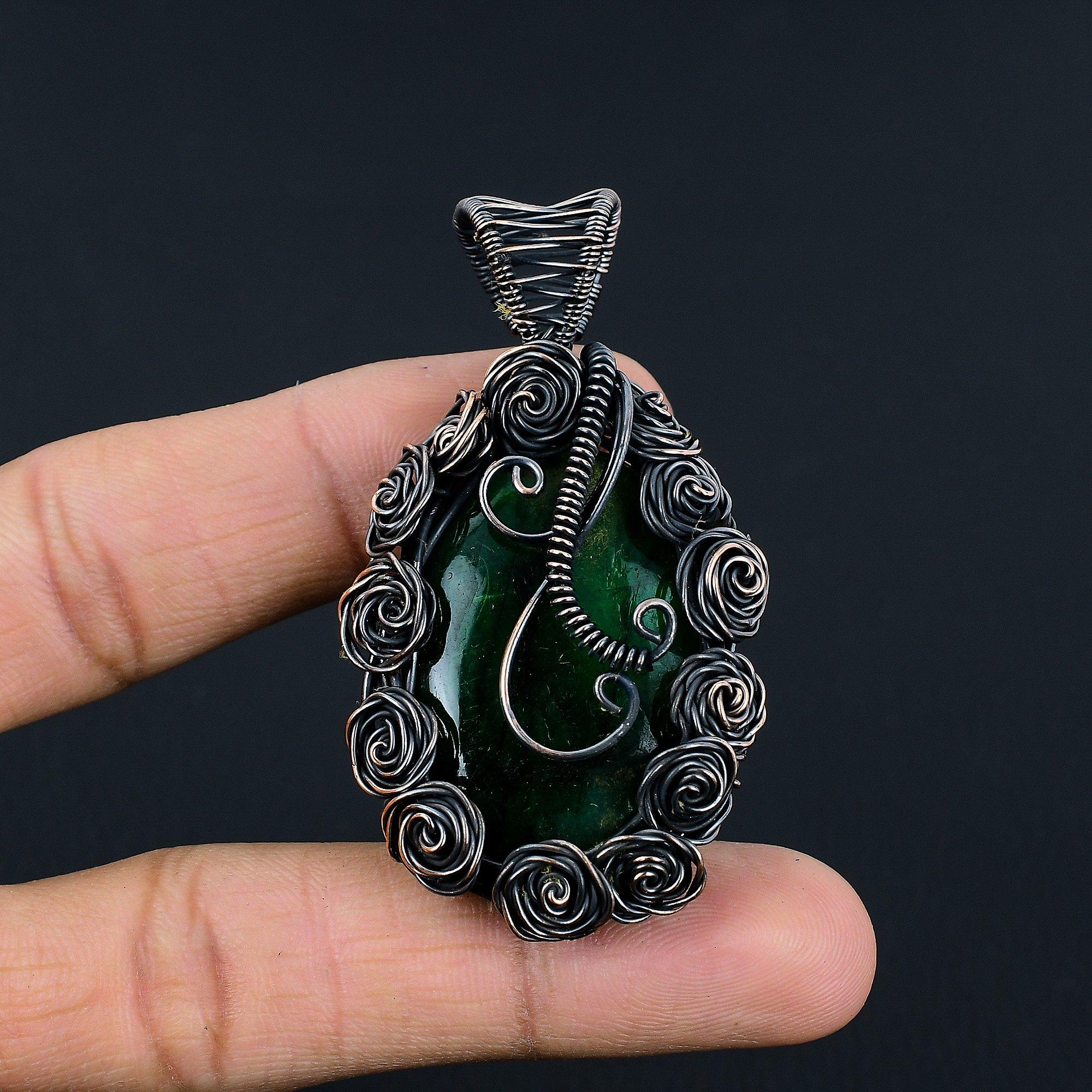 

Подвеска из лабрадорита с зелёной вспышкой, ювелирное изделие из драгоценного камня, подвеска с обмоткой из медной проволоки 999 пробы, украшение ручной работы, подвеска с камнем-талисманом, подарок для него 2.55 Inches